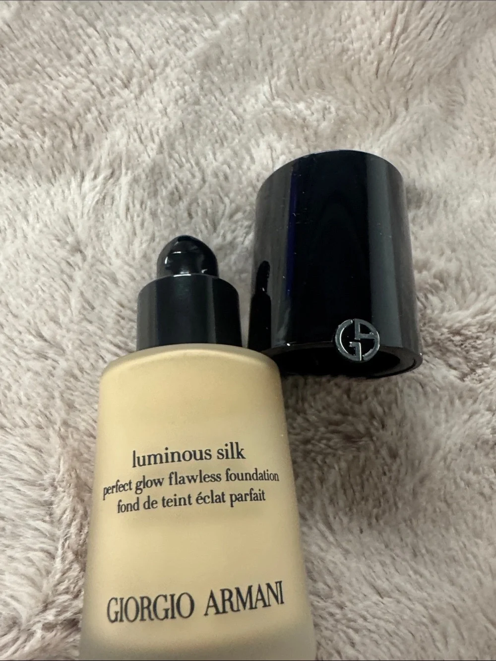 Giorgio Armani Luminous Silk Foundation original formula
